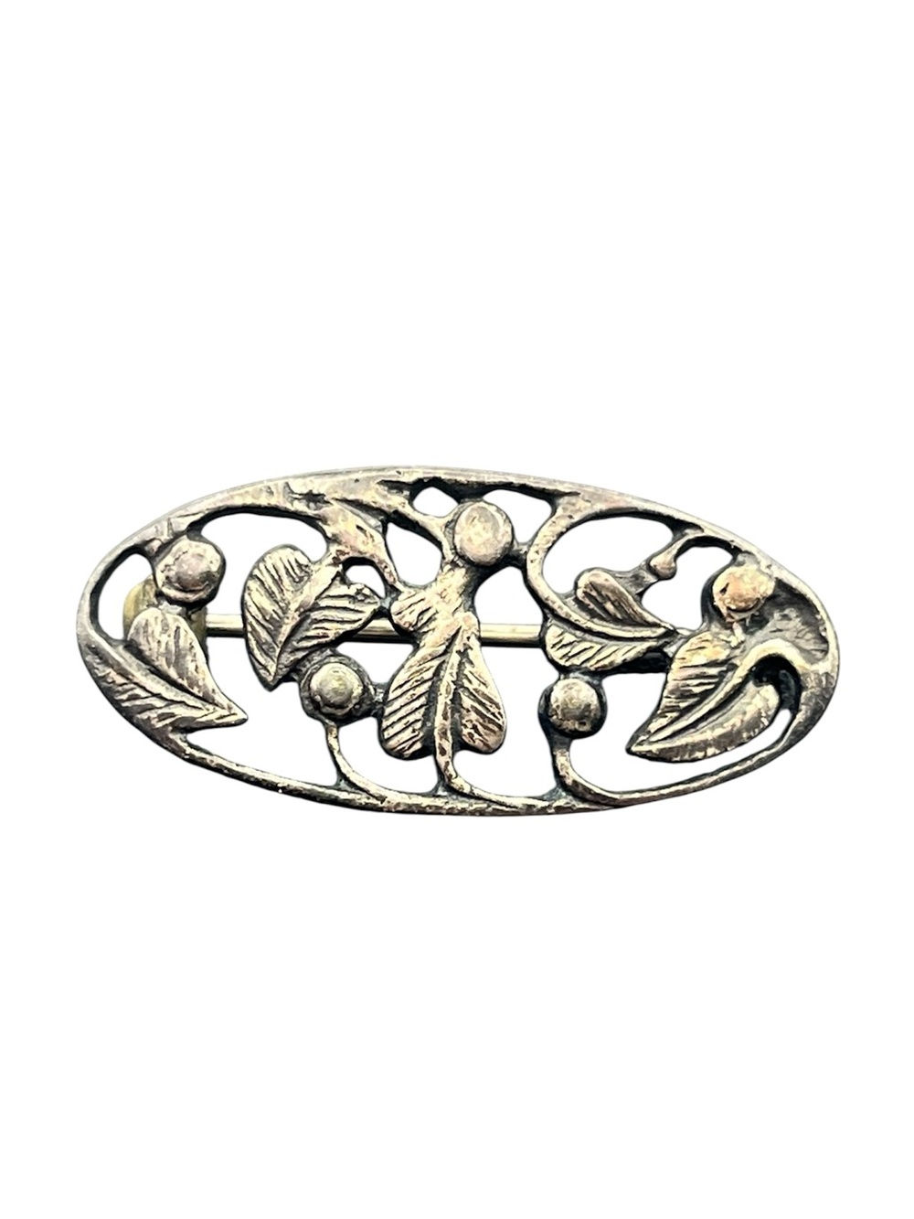 Sterling Silver Oval Holly Leaves Flowers vintage brooch pin